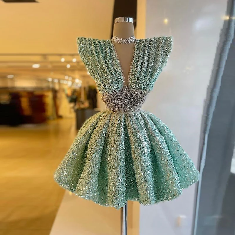 2022 Fashion Exquisite Prom Party Dresses V Neck Sleeveless Sequined Above Knee Evening Gown For Women Custom Robes De Soirée
2022 Fashion Exquisite Prom Party Dresses V Neck Sleeveless Sequined Above Knee Evening Gown For Women Custom Robes De Soirée