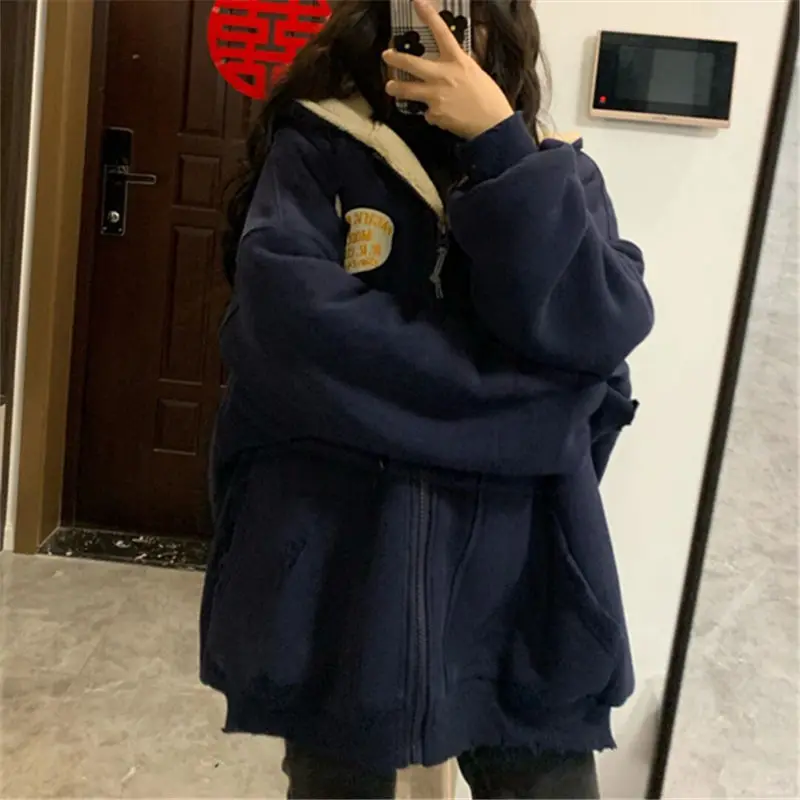 Plus Velvet Thick Thick Warm Sweater Loose Trend Long-sleeved Cardigan Casual All-match Autumn and Winter New Sweater
Plus Velvet Thick Thick Warm Sweater Loose Trend Long-sleeved Cardigan Casual All-match Autumn and Winter New Sweater