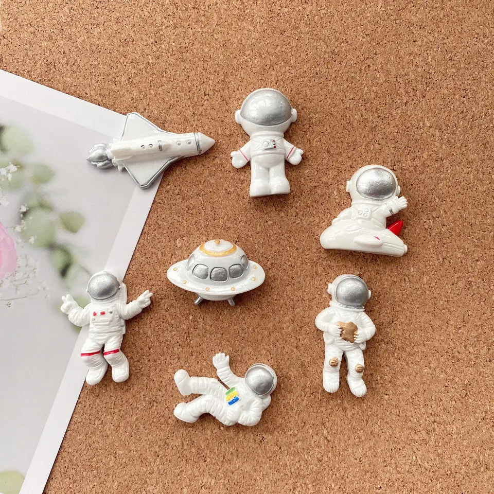 5/7 Pcs Modeling Spaceman Push Pins Ufo Shape Pushpin Thumbtacks Decoration Thumb Tack Pin Binding Cork Board Wall Pin
5/7 Pcs Modeling Spaceman Push Pins Ufo Shape Pushpin Thumbtacks Decoration Thumb Tack Pin Binding Cork Board Wall Pin