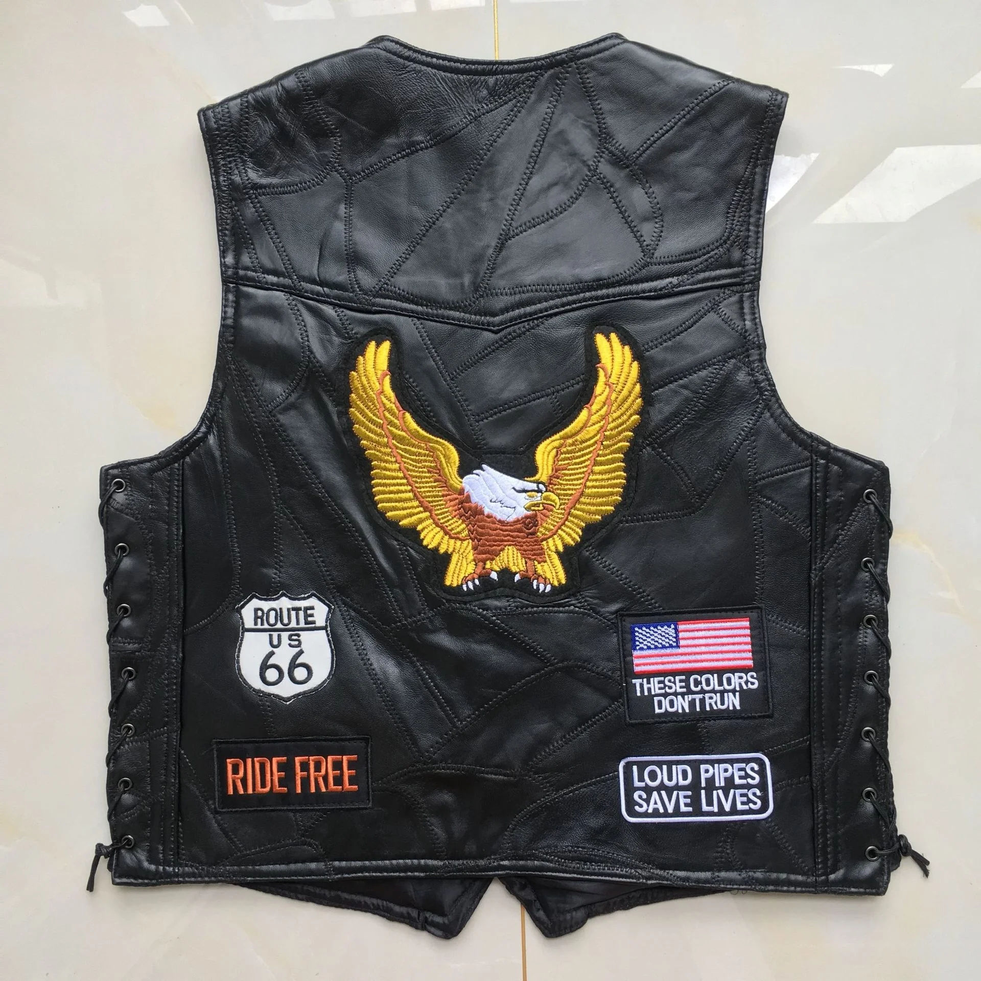 Men Waistcoat Sheep Genuine Leather Vest Embroidery Fashion Man Motorcycle Clothes Jacket Letter Sleeveless Jacket Coat Clothing
Men Waistcoat Sheep Genuine Leather Vest Embroidery Fashion Man Motorcycle Clothes Jacket Letter Sleeveless Jacket Coat Clothing