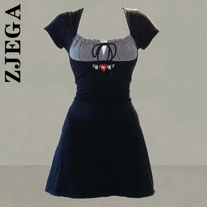 Zjega Women Dress New Patchwork Square Collar Short Sleeve Black Dress Harajuku Chic Outfits Korean Clothing Vestidos Female
Zjega Women Dress New Patchwork Square Collar Short Sleeve Black Dress Harajuku Chic Outfits Korean Clothing Vestidos Female