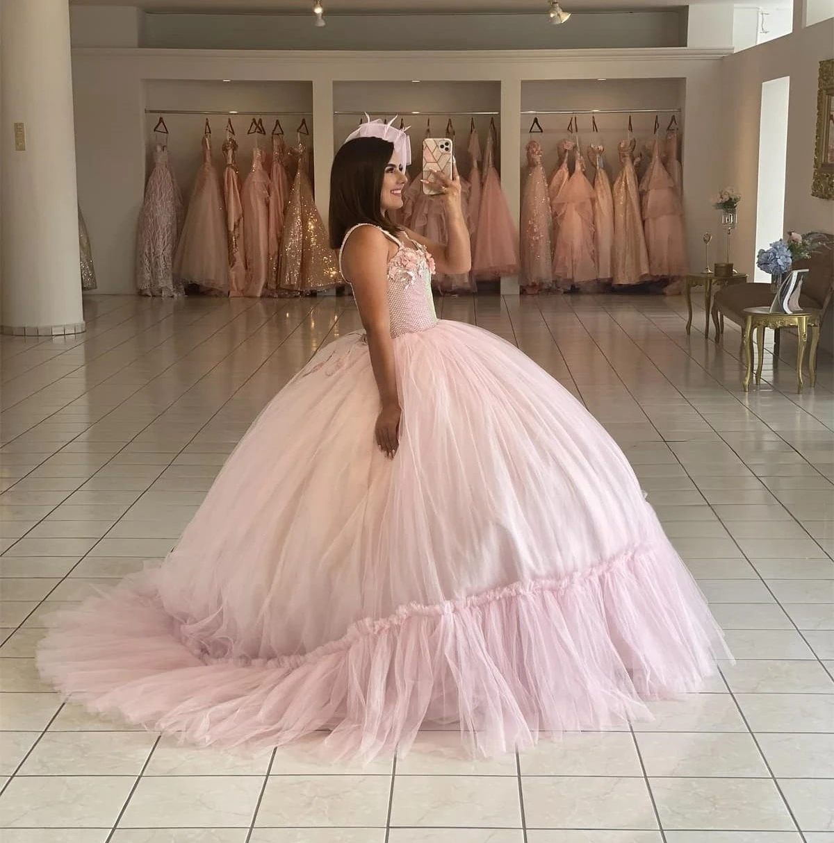 Pink Princess Quinceanera Dresses Ball Gown Spaghetti Straps Tulle Appliques Sweet 16 Dresses 15 Años Custom
Pink Princess Quinceanera Dresses Ball Gown Spaghetti Straps Tulle Appliques Sweet 16 Dresses 15 Años Custom