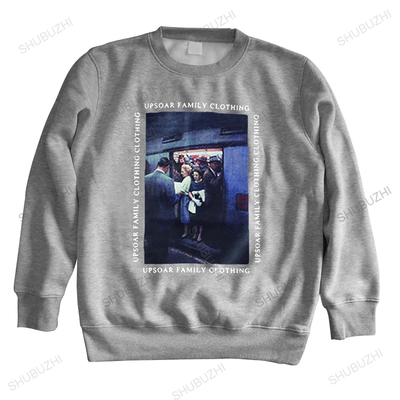 Streetwear Vintage hoodies Men Hip Hop Crowded Station Painting Print sweatshirts sweatshirt Cotton shubuzhi Casual Fashion
Streetwear Vintage hoodies Men Hip Hop Crowded Station Painting Print sweatshirts sweatshirt Cotton shubuzhi Casual Fashion