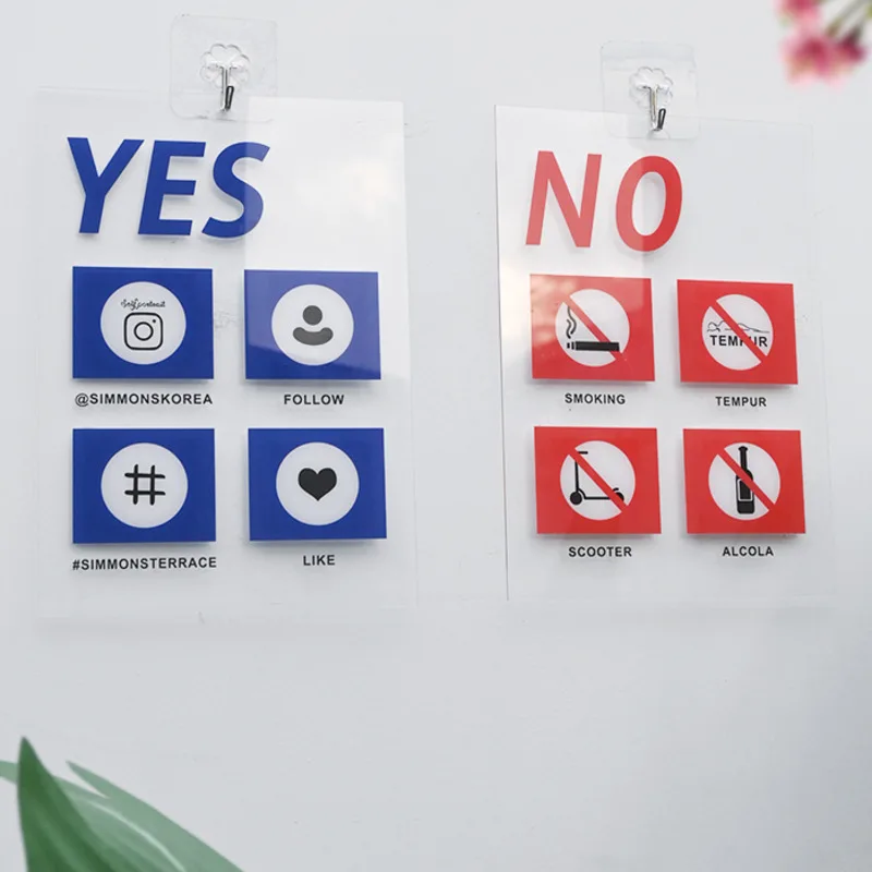 Прозрачная акриловая витрина для магазина одежды, не курить
Прозрачная акриловая витрина для магазина одежды, не курить