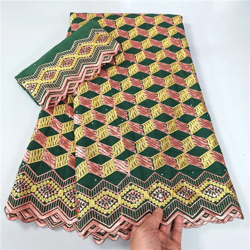 7 Yard Swiss Fabric Latest Heavy Beaded Embroidery African 100% Cotton Voile Lace Popular Dubai Style For Wedding Party 9L51402
7 Yard Swiss Fabric Latest Heavy Beaded Embroidery African 100% Cotton Voile Lace Popular Dubai Style For Wedding Party 9L51402