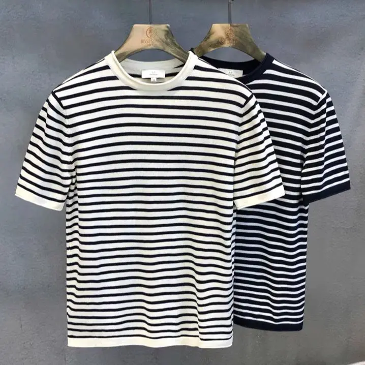2023 British Style Summer Ice Silk Short Sleeve Knitted T Shirts Men Stripe Round Neck Casual Slim Tee Shirt Top Homme F100
2023 British Style Summer Ice Silk Short Sleeve Knitted T Shirts Men Stripe Round Neck Casual Slim Tee Shirt Top Homme F100