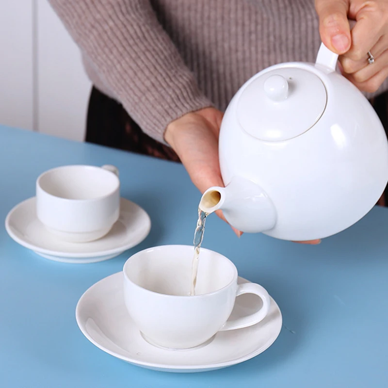 Japanese Style Cute Teacup Ceramic White Plate Fashion Portable Coffee Cup Saucer Porcelain Bone China Kubek Kitchen Coffeeware
Japanese Style Cute Teacup Ceramic White Plate Fashion Portable Coffee Cup Saucer Porcelain Bone China Kubek Kitchen Coffeeware