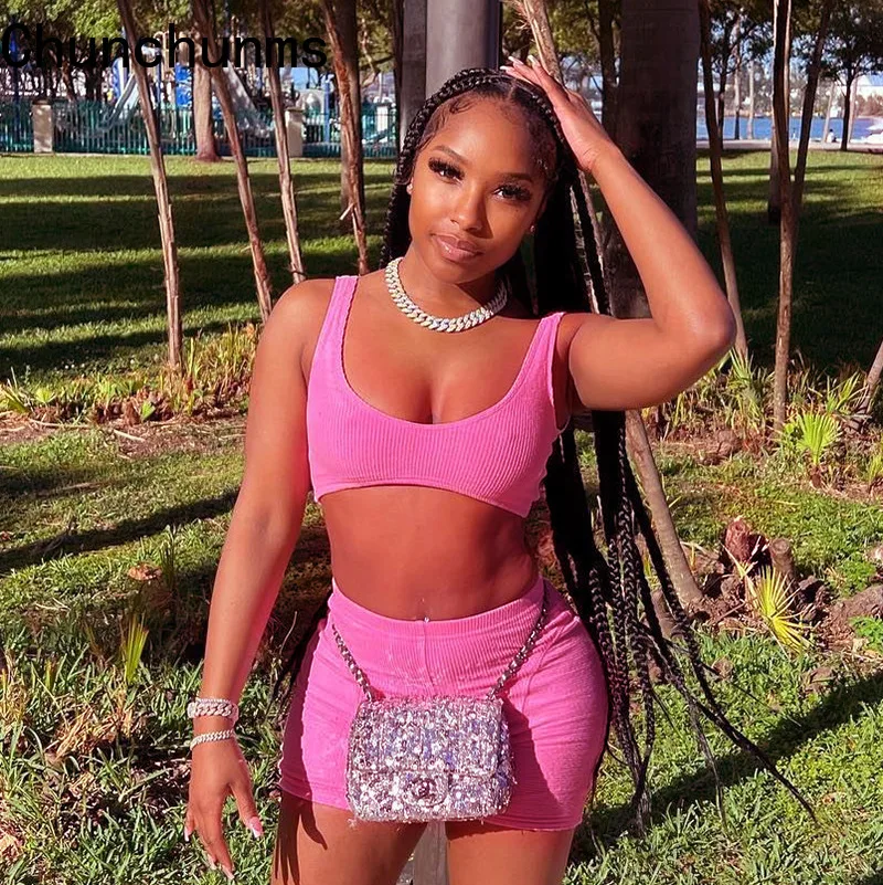Женский пикантный укороченный топ с резьбой, облегающий персиковый спортивный костюм, повседневные Майки и шорты, комплект из 2 предметов
Женский пикантный укороченный топ с резьбой, облегающий персиковый спортивный костюм, повседневные Майки и шорты, комплект из 2 предметов