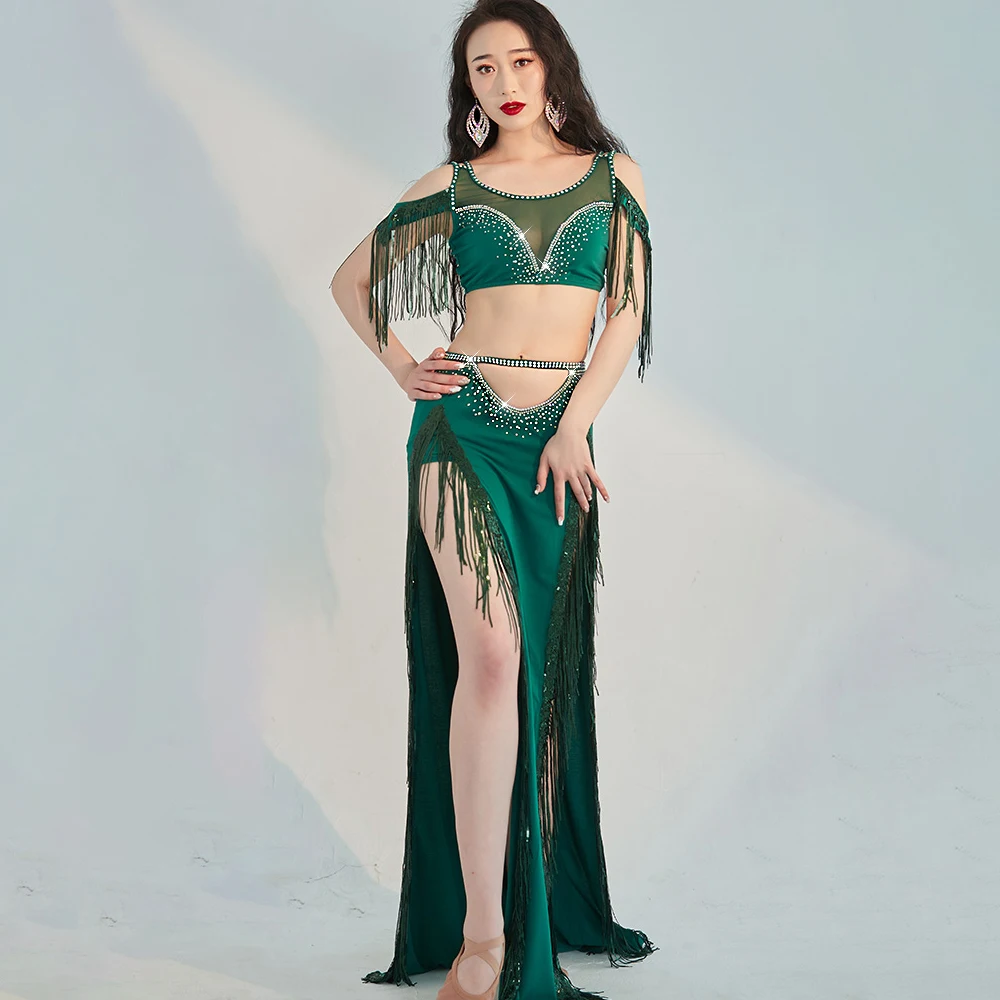 Belly dance clothing new women's luxury shiny performance costume suit female oriental dance costume belly dance tassel set 2pcs
Belly dance clothing new women's luxury shiny performance costume suit female oriental dance costume belly dance tassel set 2pcs