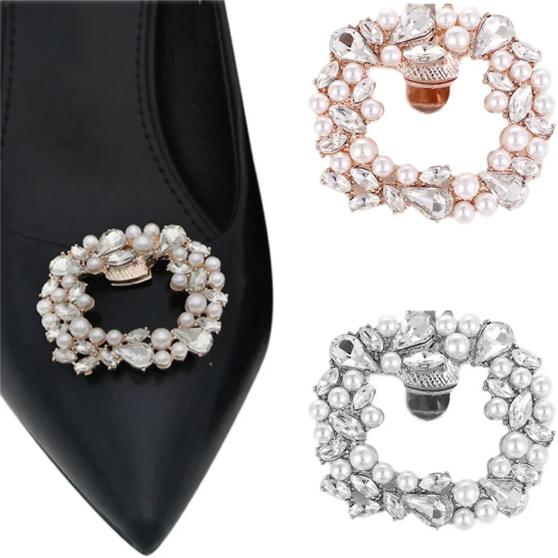 Ring Bridal Shoe Clips Detachable Pearl Rhinestone Shoe Decor Women Wedding Shoe Accessories DIY Shoe Buckle for High Heel 2 Pcs
Ring Bridal Shoe Clips Detachable Pearl Rhinestone Shoe Decor Women Wedding Shoe Accessories DIY Shoe Buckle for High Heel 2 Pcs