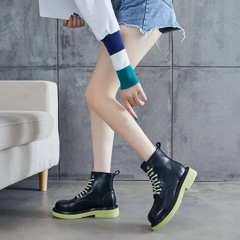 Leather Martin Boots for Women 2021 New Ankle Boots Female Chunky Platform Shoes Women Heels Black Designer Shoes Woman Booties
Leather Martin Boots for Women 2021 New Ankle Boots Female Chunky Platform Shoes Women Heels Black Designer Shoes Woman Booties