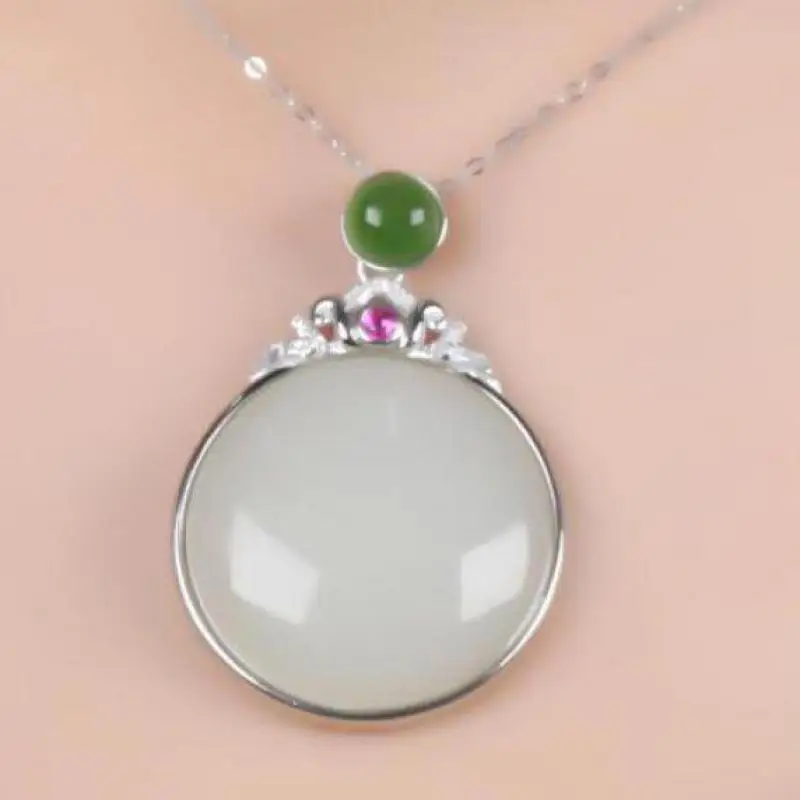 925 Sterling Silver White Jade Round Pendant Necklace With Ruby Green Nephrite Hetian Jades Silver Necklace Women Fine Jewelry
925 Sterling Silver White Jade Round Pendant Necklace With Ruby Green Nephrite Hetian Jades Silver Necklace Women Fine Jewelry