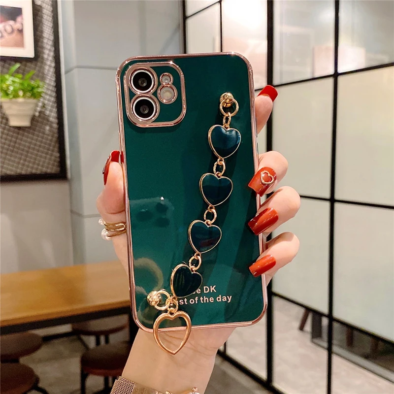 For iPhone 13 12 11 Pro Max X XS XR 6 7 8Plus SE2020 12mini 13mini Love Heart Bracelet Soft Plating Dark Green multicolor Cover
For iPhone 13 12 11 Pro Max X XS XR 6 7 8Plus SE2020 12mini 13mini Love Heart Bracelet Soft Plating Dark Green multicolor Cover