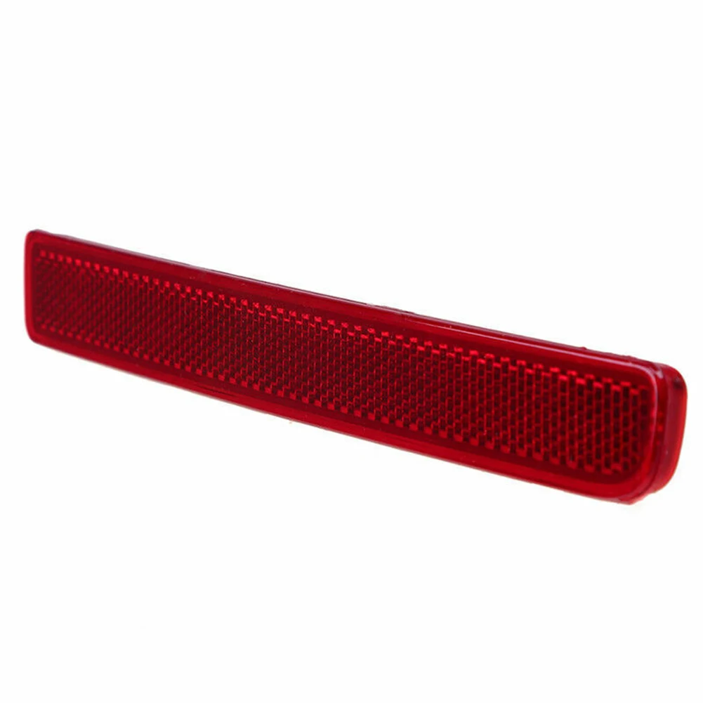 Versatile Rear Bumper Reflector Tail Light XFF500020 for Land Rover Tailored Specifically for LR3 and LR4 Models
Versatile Rear Bumper Reflector Tail Light XFF500020 for Land Rover Tailored Specifically for LR3 and LR4 Models