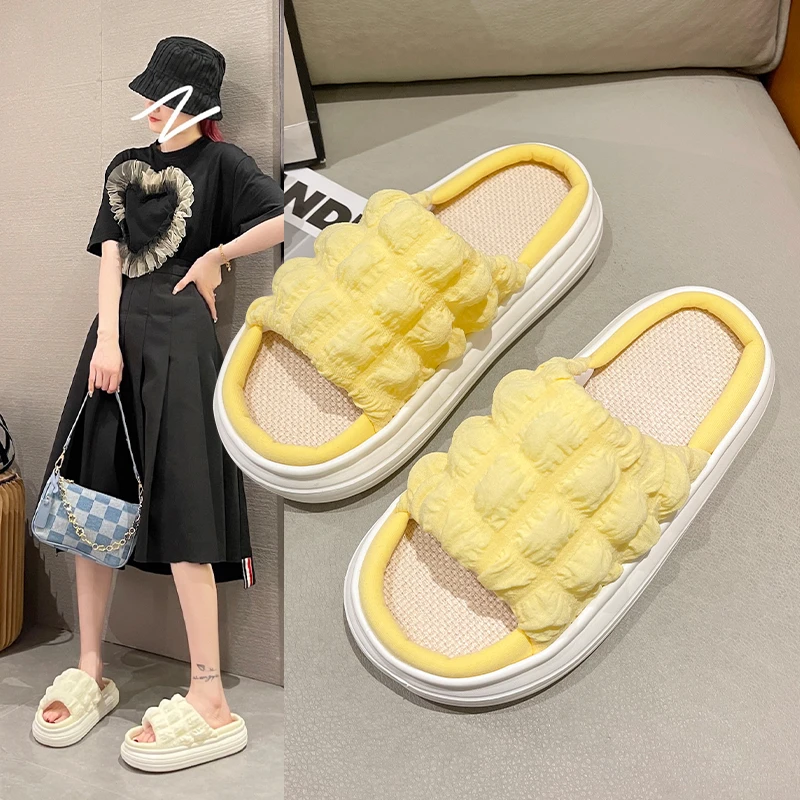 New Ladies Slippers Open Toe Ladies Plush Shoes Indoor Floor Bedroom Fluffy Slippers Women Warm Thick Sole Ladies Shoes
New Ladies Slippers Open Toe Ladies Plush Shoes Indoor Floor Bedroom Fluffy Slippers Women Warm Thick Sole Ladies Shoes