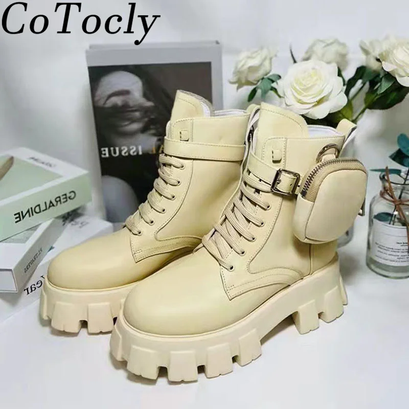 Thick Sole Martin Boots Woman Pocket Bags Punk Boots Round Toe Lace Up Flat Platform Shoes Unisex Casual Motorcycle Boots Men
Thick Sole Martin Boots Woman Pocket Bags Punk Boots Round Toe Lace Up Flat Platform Shoes Unisex Casual Motorcycle Boots Men