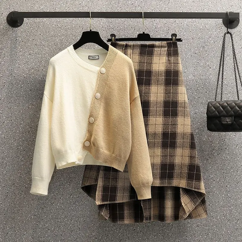 

Women's Spring Autumn New Contrast Design Feel Knitted Sweater Irregular Plaid Reduced Age Half Skirt Sen Series Two Piece Set
