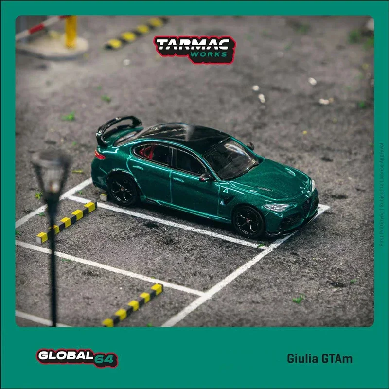 Tarmac работает 1:64 Джулия GTAm зеленая металлическая коллекция литых моделей автомобилей Коллекционная миниатюрная машина
Tarmac работает 1:64 Джулия GTAm зеленая металлическая коллекция литых моделей автомобилей Коллекционная миниатюрная машина