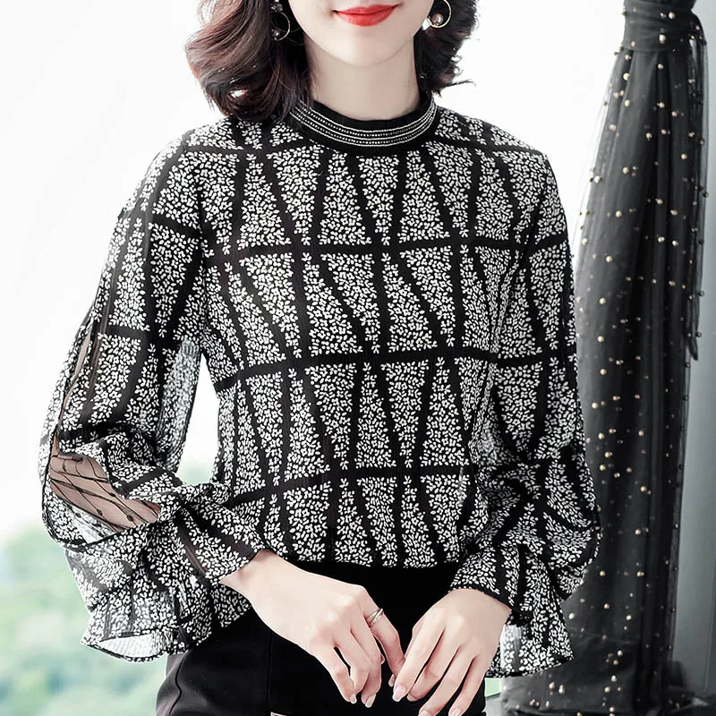 Chiffon Women's Blouse Printing O-neck Girl's Shirt New Casual Long Sleeve Loose Top Fashion Summer Korean Style Female Clothing
Chiffon Women's Blouse Printing O-neck Girl's Shirt New Casual Long Sleeve Loose Top Fashion Summer Korean Style Female Clothing