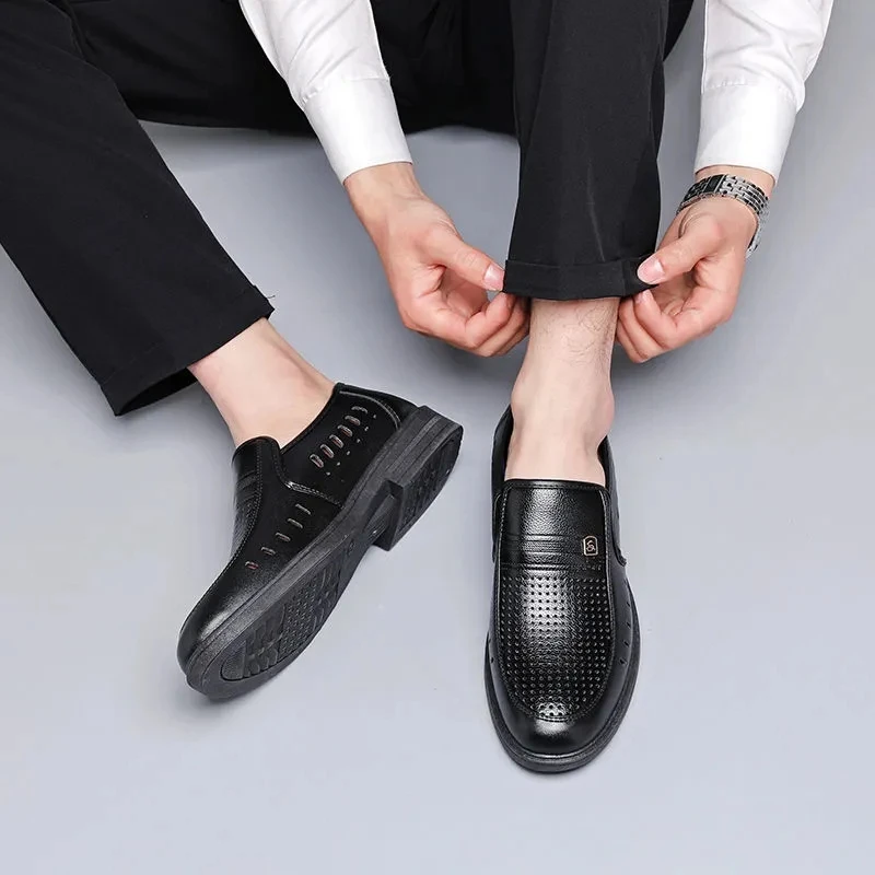 2022 New Summer Hollow Out Men's Office Formal Shoes Male Leather Loafers Slipon Dad Soft Leather Moccasin Casual Dress Shoes
2022 New Summer Hollow Out Men's Office Formal Shoes Male Leather Loafers Slipon Dad Soft Leather Moccasin Casual Dress Shoes