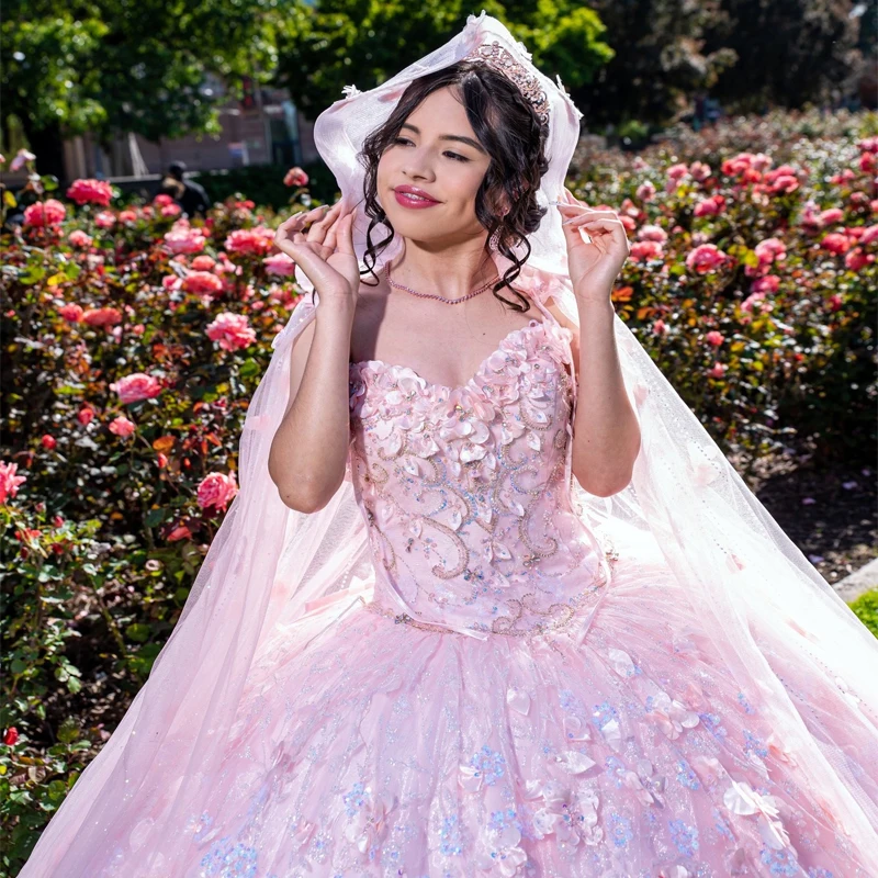 

Mexican Pink Vestido De 15 Anos Lilac Charro Quinceanera Dresses with Cloak Lace Applqiued Beading Corset Sweet 16 Dress Abiti