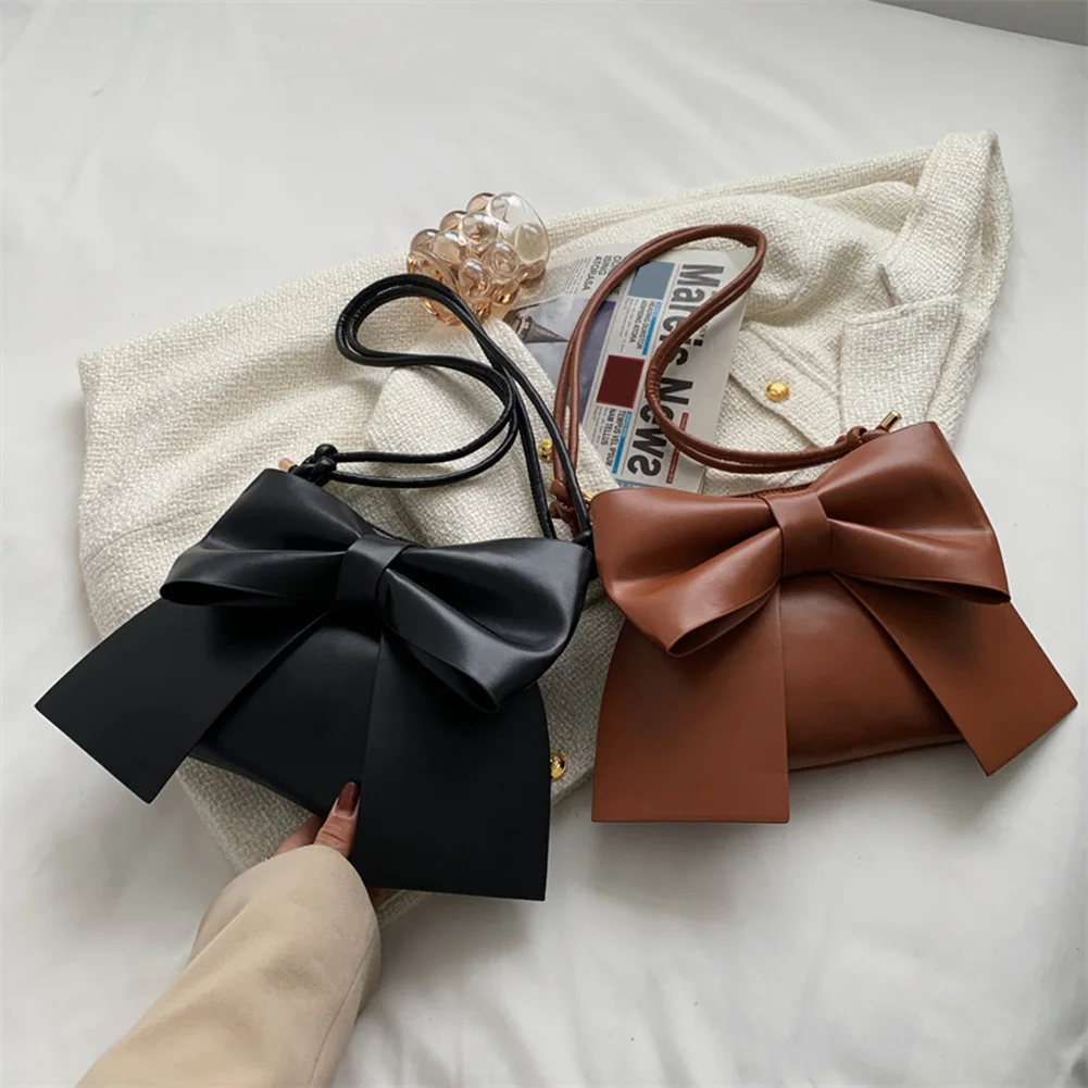 New Fashion Women Shoulder Bags Vintage PU Leather Top-Handle Bags for Ladies Big Bow Totes Pure Color Casual Female Handbags
New Fashion Women Shoulder Bags Vintage PU Leather Top-Handle Bags for Ladies Big Bow Totes Pure Color Casual Female Handbags