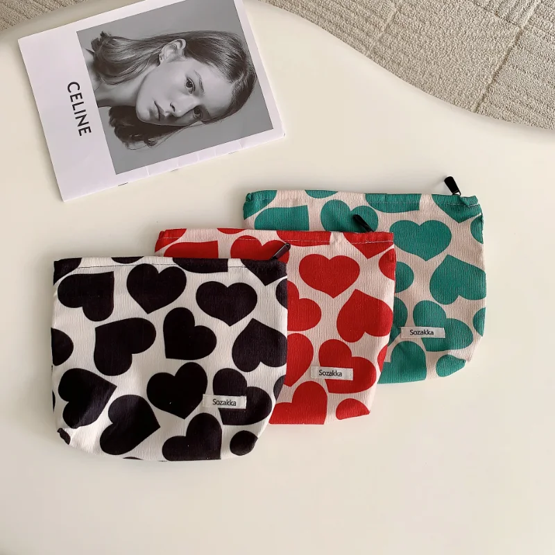 Corduroy Heart Pattern Print Cosmetic Bag Wash Bag Women Travel Cosmetic Pouch Beauty Storage Cases Make Up Organizer Clutch Bag
Corduroy Heart Pattern Print Cosmetic Bag Wash Bag Women Travel Cosmetic Pouch Beauty Storage Cases Make Up Organizer Clutch Bag