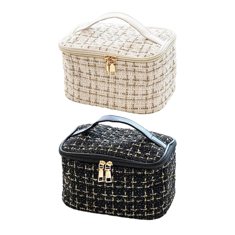 Large Capacity Travel Cosmetic Bag Brush Holder Toiletry Makeup Bag for Girls
Large Capacity Travel Cosmetic Bag Brush Holder Toiletry Makeup Bag for Girls