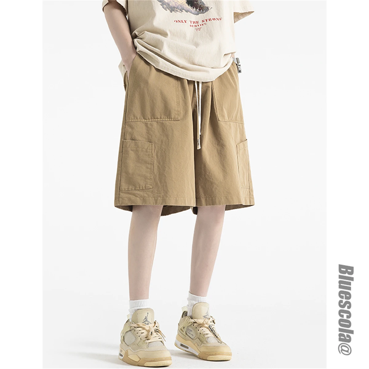 Spring and Summer 2023 Women's Wear American Classic Street Khaki Multi Pocket Loose Wide Leg Overalls Shorts
Spring and Summer 2023 Women's Wear American Classic Street Khaki Multi Pocket Loose Wide Leg Overalls Shorts
