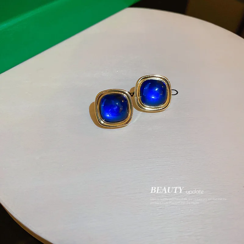 Minar Minimalist Rose Red Klein Blue Green Color Resin Earring for Women Mujer Square Geometric Dangle Earrings Daily Jewelry
Minar Minimalist Rose Red Klein Blue Green Color Resin Earring for Women Mujer Square Geometric Dangle Earrings Daily Jewelry
