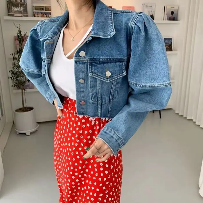Solid Cropped Denim Jacket Women Autumn Vintage Sexy Streetwear Jeans Coat Female Winter 2022 Girl Top
Solid Cropped Denim Jacket Women Autumn Vintage Sexy Streetwear Jeans Coat Female Winter 2022 Girl Top