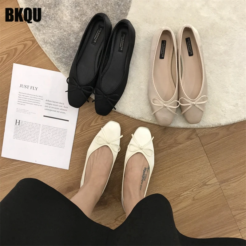Bowtie 2022 New Autumn Women Loafers Slip On Shallow Ladies Casual Soft Bottom Flats Female Office Daily Shoes Comfortable Light
Bowtie 2022 New Autumn Women Loafers Slip On Shallow Ladies Casual Soft Bottom Flats Female Office Daily Shoes Comfortable Light