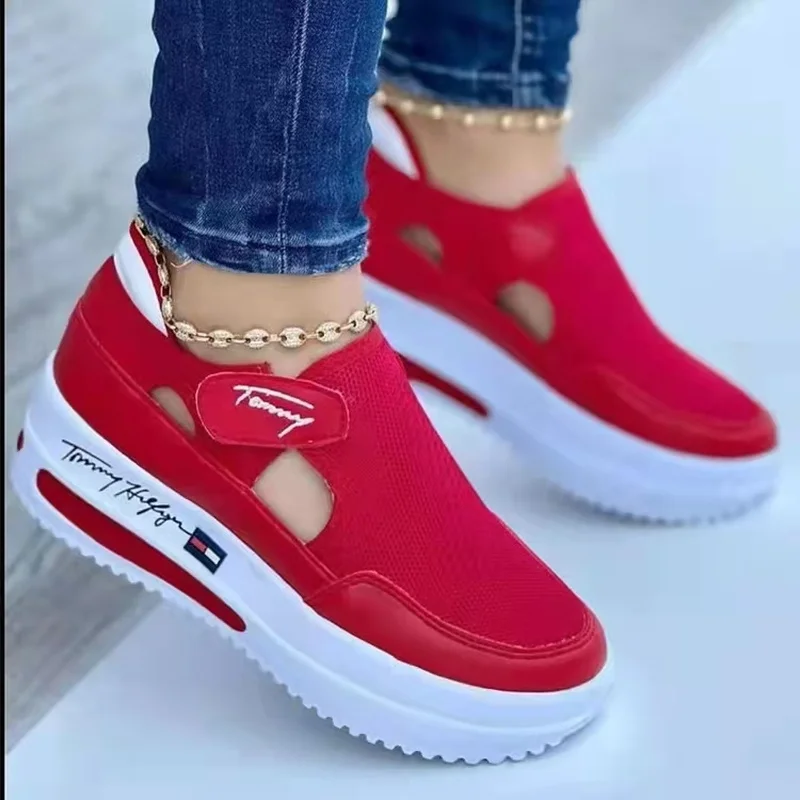 2022 Women Fashion Vulcanized Sneakers Platform Solid Color Flats Ladies Shoes Casual Breathable Wedges Ladies Walking Sneakers
2022 Women Fashion Vulcanized Sneakers Platform Solid Color Flats Ladies Shoes Casual Breathable Wedges Ladies Walking Sneakers
