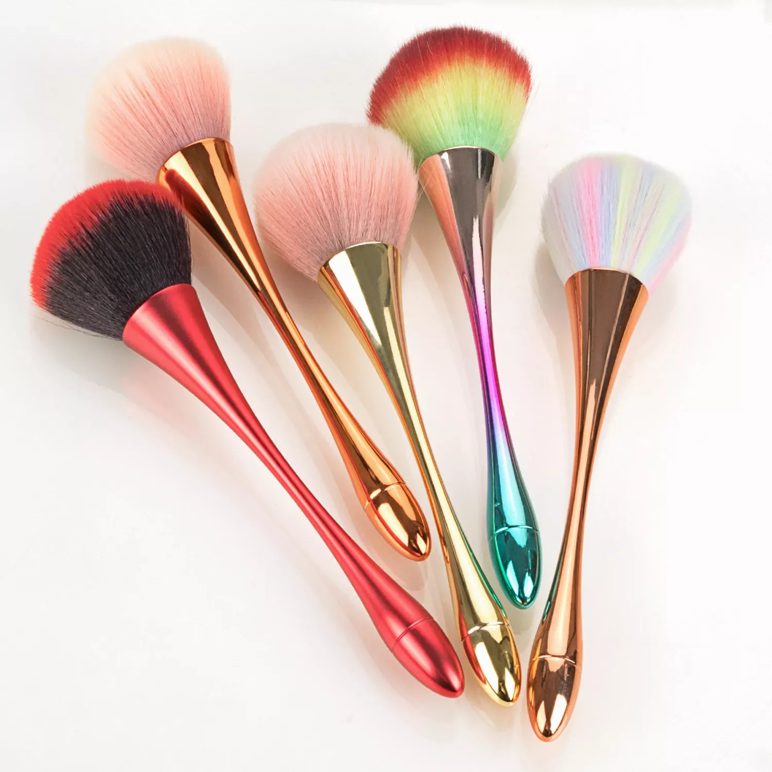 NEW Gold Powder Blush Brush Professional Make Up Brush Large Cosmetic Face Cont Cosmetic Face Cont brocha colorete Make Up Tool 
NEW Gold Powder Blush Brush Professional Make Up Brush Large Cosmetic Face Cont Cosmetic Face Cont brocha colorete Make Up Tool
