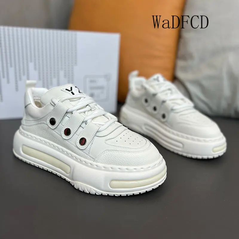 Chunky Sneakers Men Winter Plush Board Shoes Fashion Casual Secondary Leather Cowhide Breathable Height Increased Platform Shoes
Chunky Sneakers Men Winter Plush Board Shoes Fashion Casual Secondary Leather Cowhide Breathable Height Increased Platform Shoes