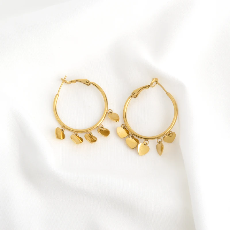 CHARMOMENT Gold Color Stainless Steel Chic Heart Huggie Hoop Earrings Charm Trendy Fashion Jewelry for Women Jewelry Ornaments
CHARMOMENT Gold Color Stainless Steel Chic Heart Huggie Hoop Earrings Charm Trendy Fashion Jewelry for Women Jewelry Ornaments