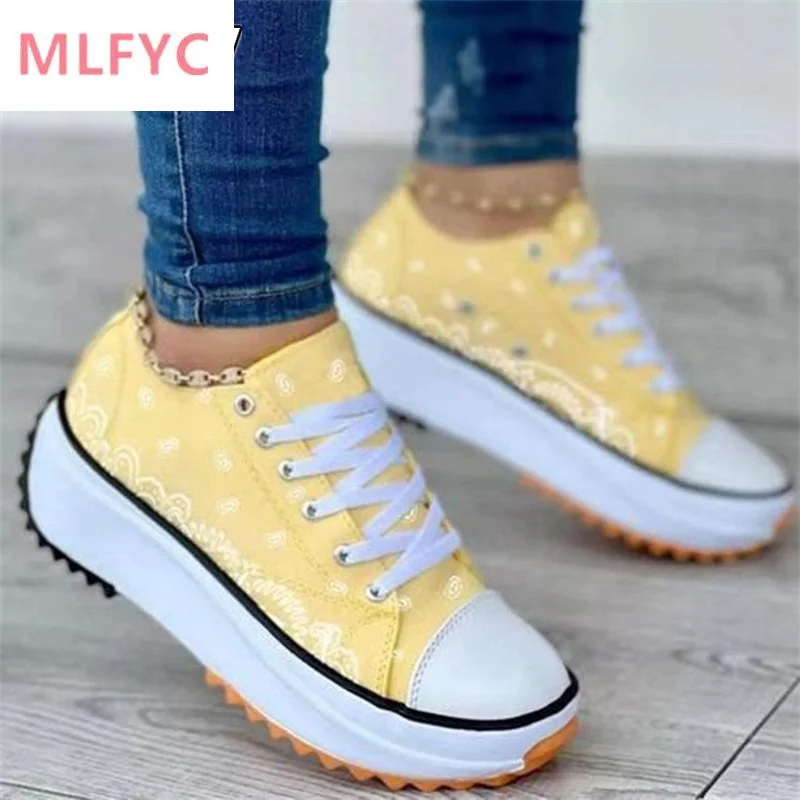 New single shoes low-top thick-soled casual women's single shoes large size platform bottom lace-up round toe canvas shoes women
New single shoes low-top thick-soled casual women's single shoes large size platform bottom lace-up round toe canvas shoes women