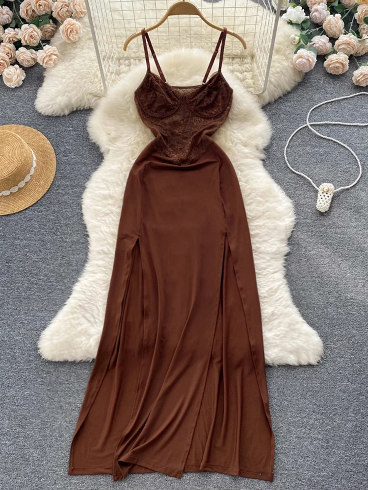YuooMuoo Romantic Women Lace Patchwork Long Party Dress 2022 Summer Sexy High Split Spaghetti Strap Black Dress Sundress
YuooMuoo Romantic Women Lace Patchwork Long Party Dress 2022 Summer Sexy High Split Spaghetti Strap Black Dress Sundress