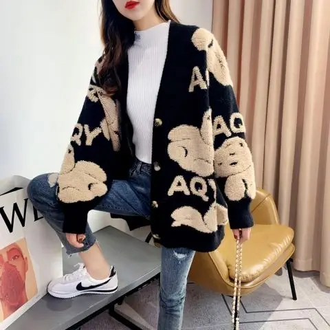 Han edition loose cardigan sweater coat female lazy autumn wind cartoon sweater joker coat
Han edition loose cardigan sweater coat female lazy autumn wind cartoon sweater joker coat