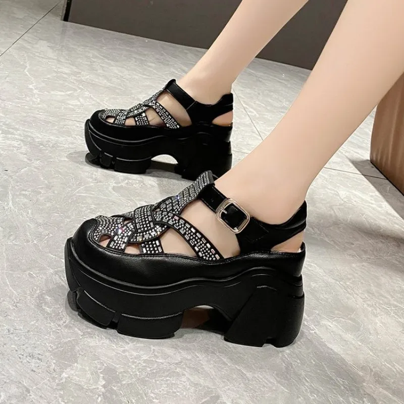 Fashion Brand High Heels Shoes Beach Slippers Chunky Sandals Designer Women Platform Shoes 2023 Summer New Pumps Women Sandals
Fashion Brand High Heels Shoes Beach Slippers Chunky Sandals Designer Women Platform Shoes 2023 Summer New Pumps Women Sandals