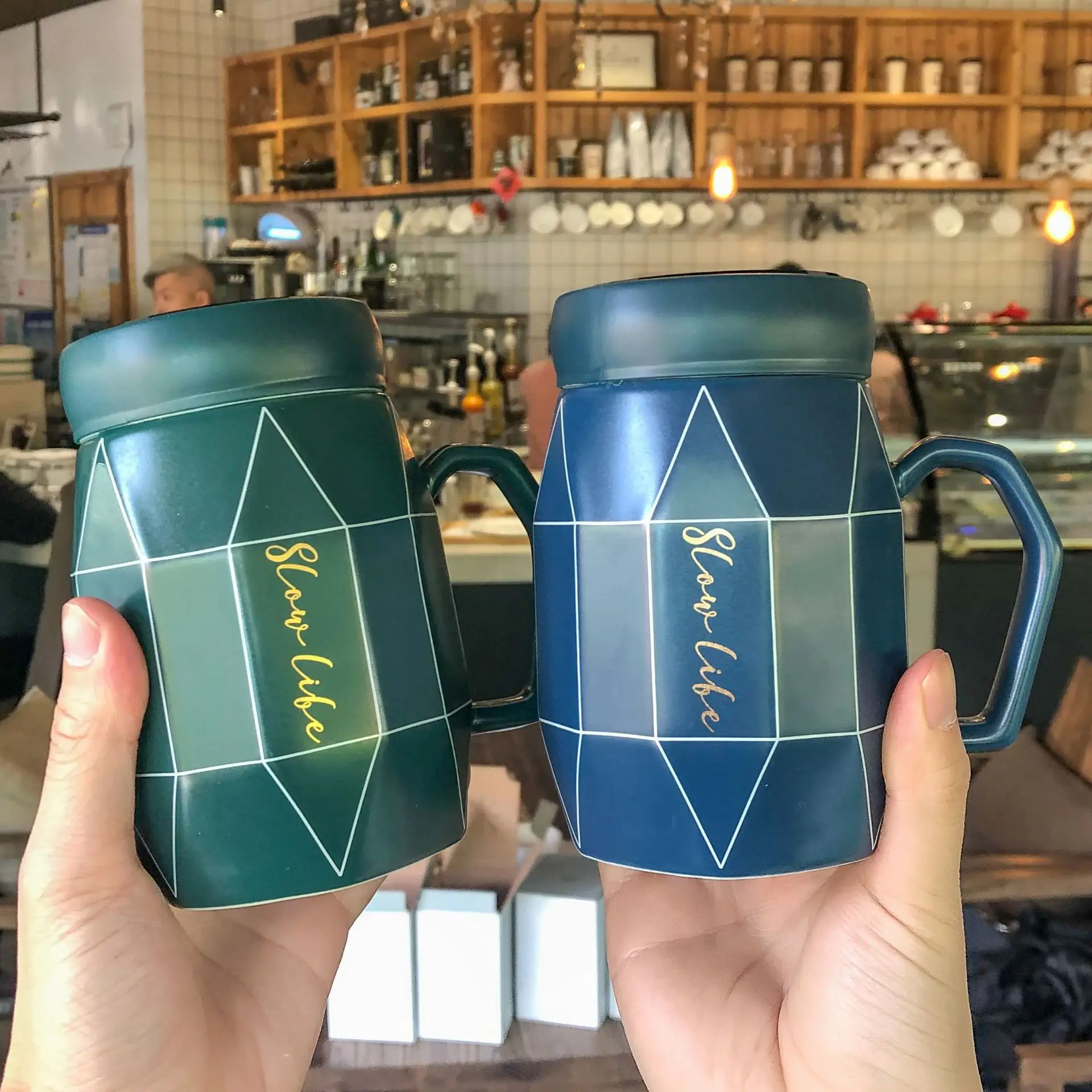 Geometric lines mirror cover simple ceramic cups coffee mugs for lovers office tea cups student gift mugs
Geometric lines mirror cover simple ceramic cups coffee mugs for lovers office tea cups student gift mugs