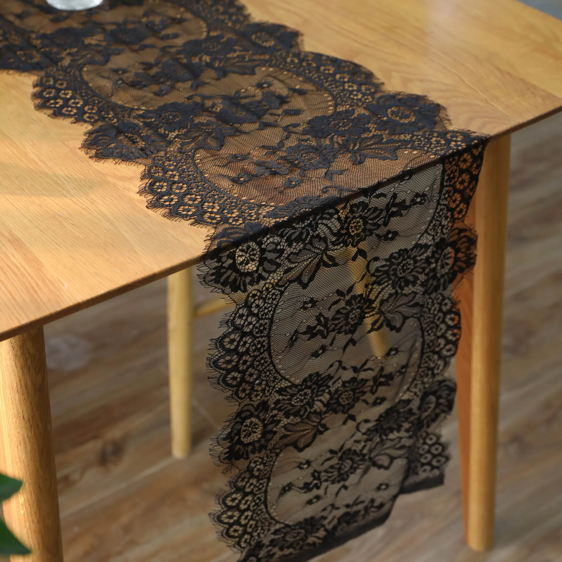 Lace Table Runner 35X300cm European Style Black Color Openwork Flower Pattern Table Runner for Dining Wedding Party Decoration
Lace Table Runner 35X300cm European Style Black Color Openwork Flower Pattern Table Runner for Dining Wedding Party Decoration