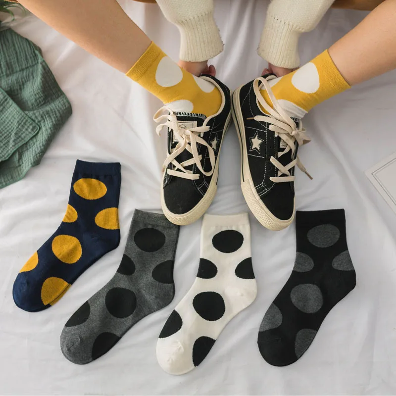 2022 New Socks Women's Cartoon Japanese Style Big Wave Point Women's Socks Harajuku Style Cotton Soft Kawaii socks
2022 New Socks Women's Cartoon Japanese Style Big Wave Point Women's Socks Harajuku Style Cotton Soft Kawaii socks