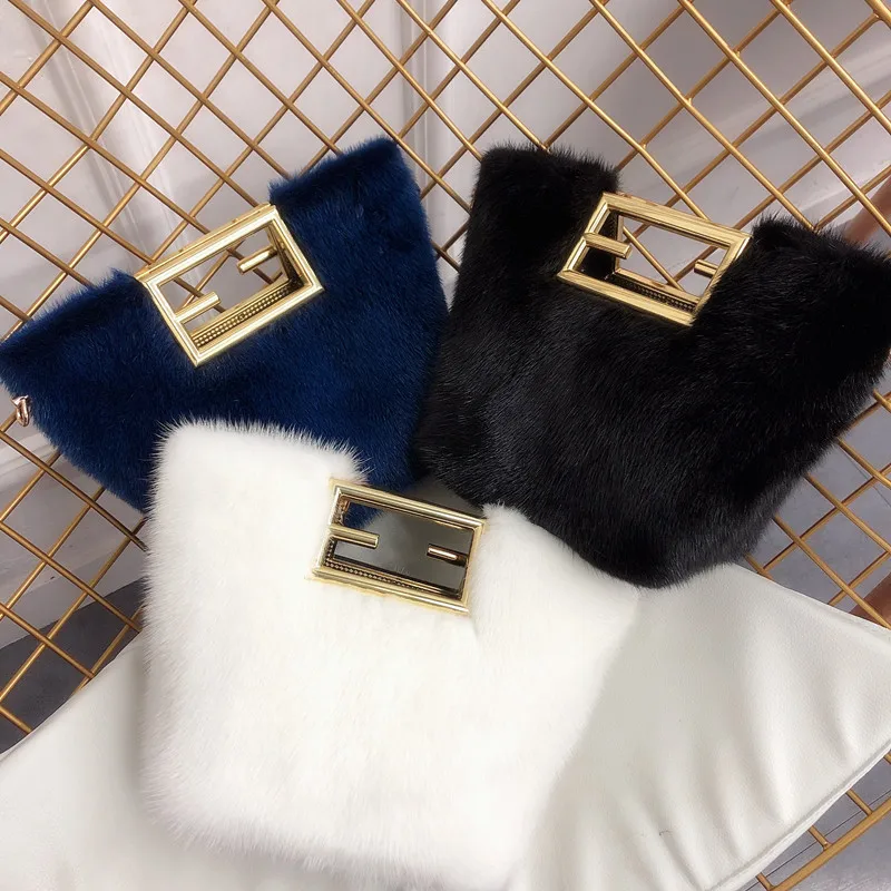 Fashion High-end New Women's Bags High-end Imported Mink Fur Bags Literary Shoulder Bags Messenger Bags Trendy Texture Handbags
Fashion High-end New Women's Bags High-end Imported Mink Fur Bags Literary Shoulder Bags Messenger Bags Trendy Texture Handbags