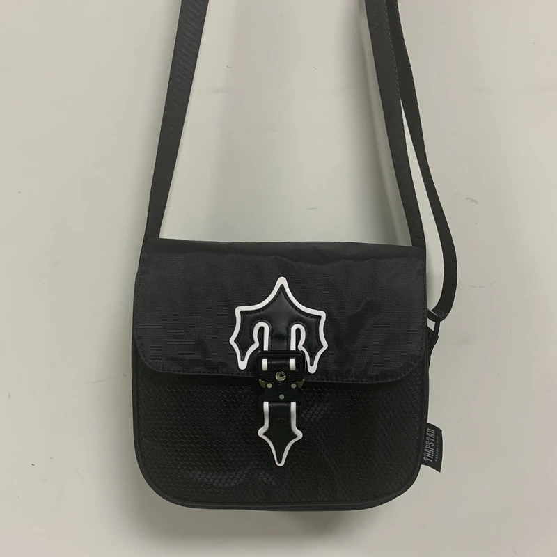 Trapstar Bag Luxury Men Shoulder Wallet Black and Blue 1:1 Top Quality London High Street Four Season Fashion Women Crossbody
Trapstar Bag Luxury Men Shoulder Wallet Black and Blue 1:1 Top Quality London High Street Four Season Fashion Women Crossbody