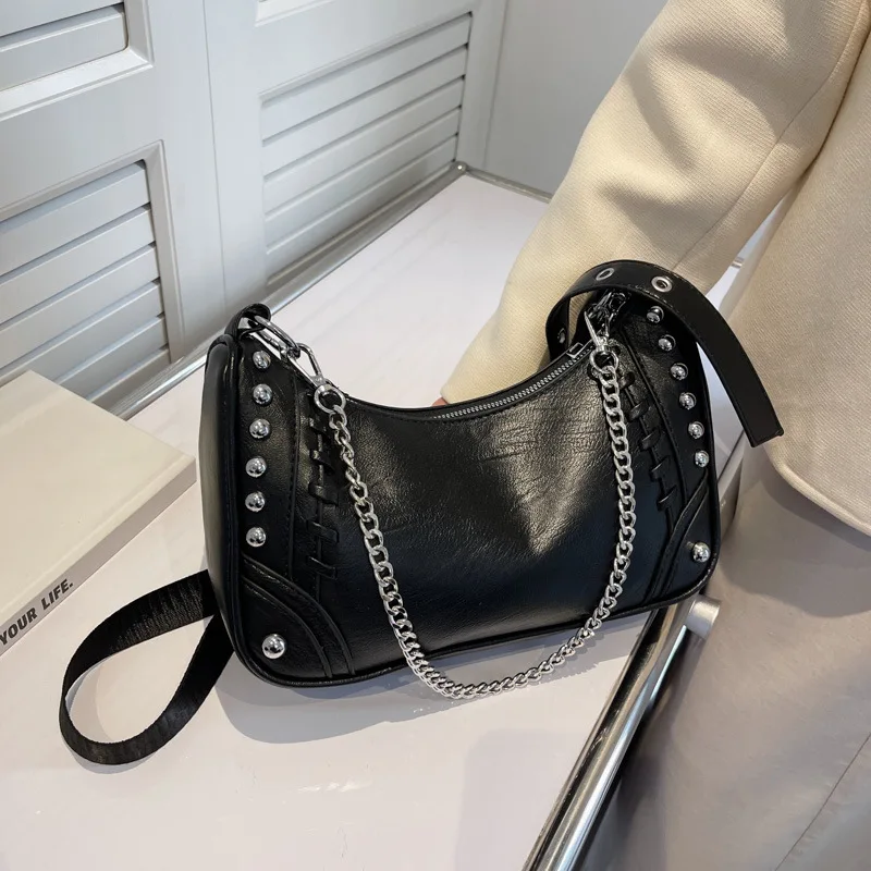 Diinovivo High Quality Female Shoulder Bags Rock Vintage Rivet Women Crossbody Bags Chain PU Leather Handbag And Purse WHDV2115
Diinovivo High Quality Female Shoulder Bags Rock Vintage Rivet Women Crossbody Bags Chain PU Leather Handbag And Purse WHDV2115
