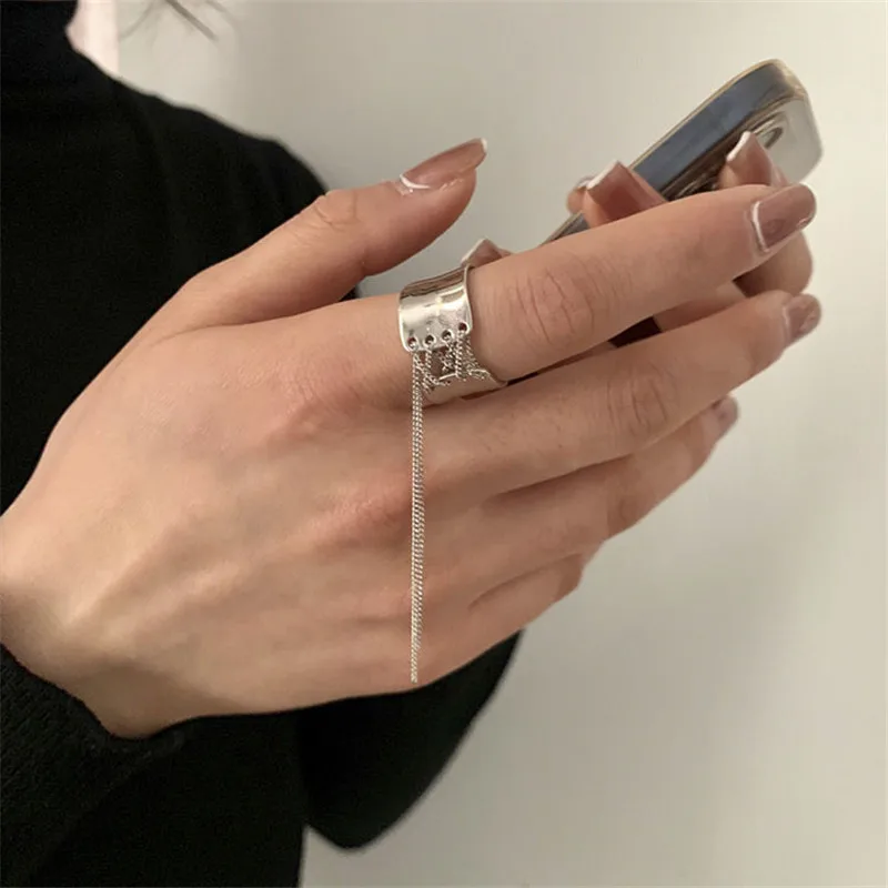 New Design Strap Chain Ring Retro Punk Style Women's Trendy Open Adjustable Chain Ring
New Design Strap Chain Ring Retro Punk Style Women's Trendy Open Adjustable Chain Ring