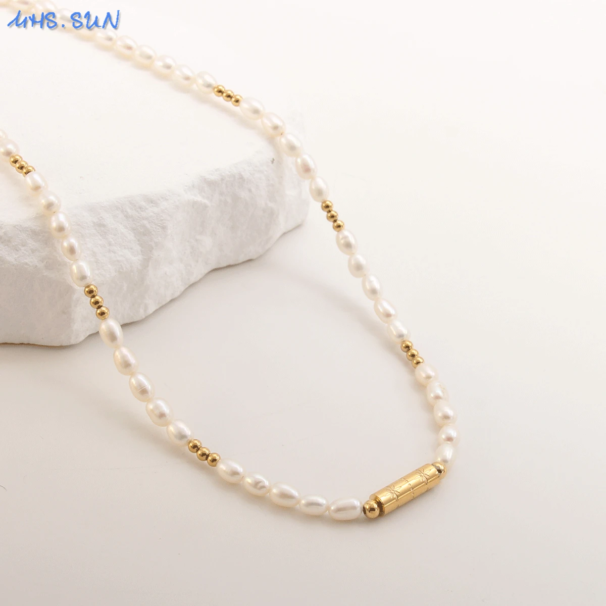 SUNSLL New Arrival Pearl Seed Beads Clavicle Chain Choker Gold Plated Stainless Steel Necklace For Women Fashion Elegant Jewelry
SUNSLL New Arrival Pearl Seed Beads Clavicle Chain Choker Gold Plated Stainless Steel Necklace For Women Fashion Elegant Jewelry
