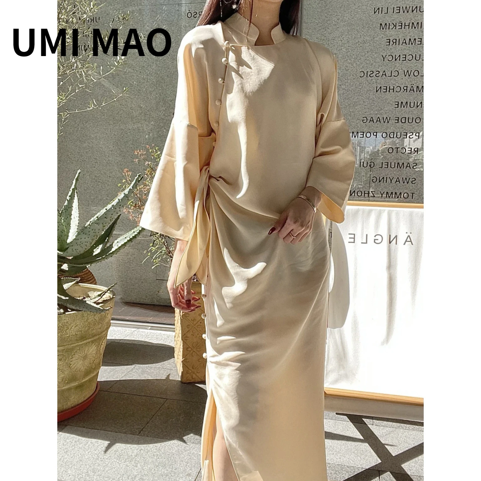UMI MAO Seashell/Black Cupro Yamamoto Dark Irregular Buttons Bindings Chinese Cheongsam Dress Elegant Women Femme Y2K
UMI MAO Seashell/Black Cupro Yamamoto Dark Irregular Buttons Bindings Chinese Cheongsam Dress Elegant Women Femme Y2K