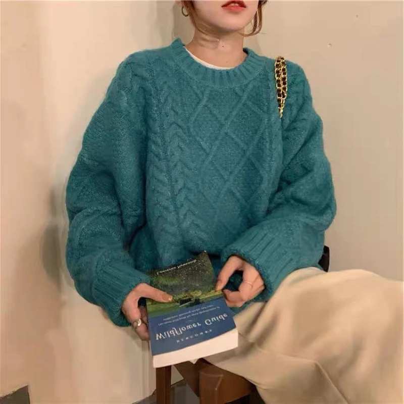 Long Sleeve Knitted Sweater Pullover Gentle Warm Lazy Loose Women Tops Korean Fashion Vintage Streetwear O-neck Jumper 193FP
Long Sleeve Knitted Sweater Pullover Gentle Warm Lazy Loose Women Tops Korean Fashion Vintage Streetwear O-neck Jumper 193FP